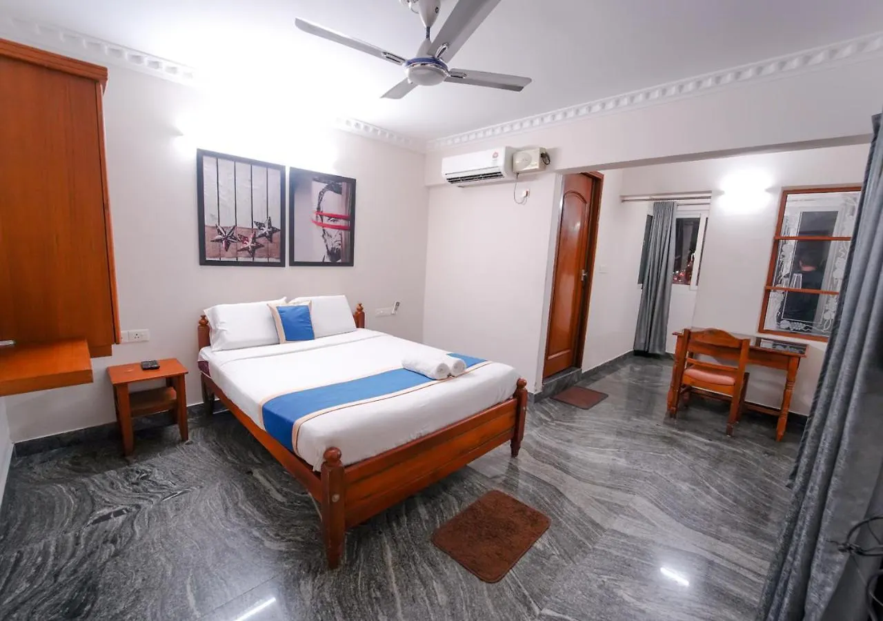 Hotel Pop Tavern Delight By Voye Homes Veli India