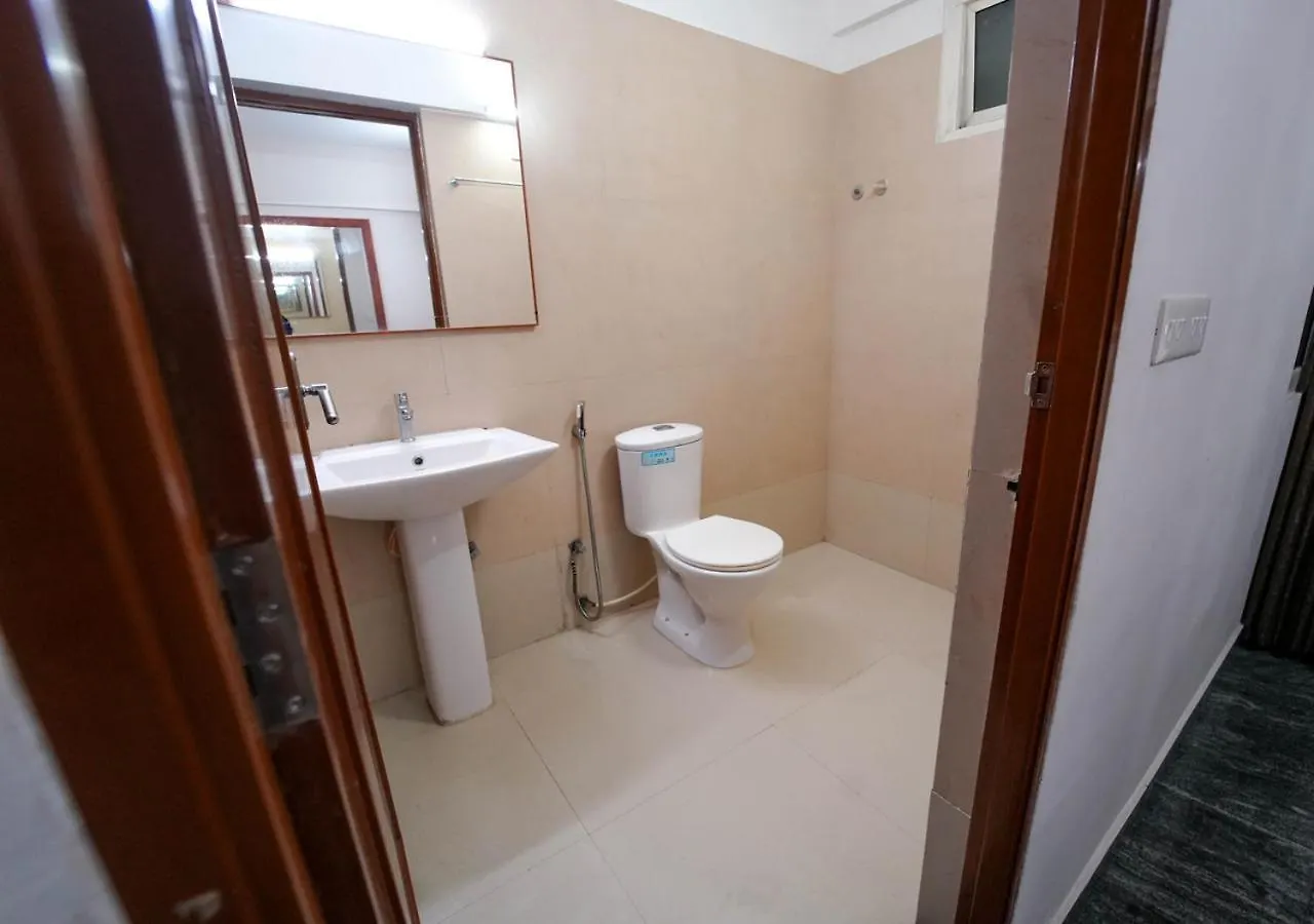 Pop Tavern Delight By Voye Homes Veli 0*,