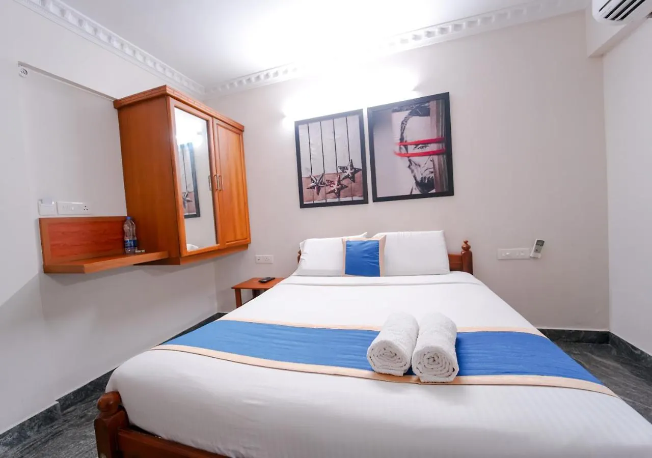 Pop Tavern Delight By Voye Homes Veli